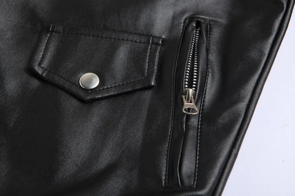 Herren Lederjacke im Rockstil - Winterlich & Elegant